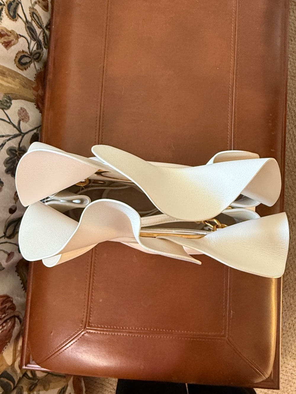 kate spade Cream Floral Ring-Handle Convertible Clutch Bag - Picture 3 of 8